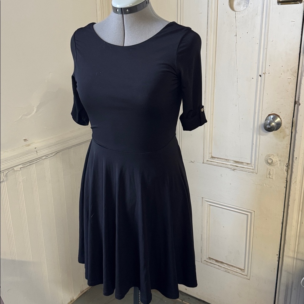 Black skater dress. Express. Size 6. Vintage.